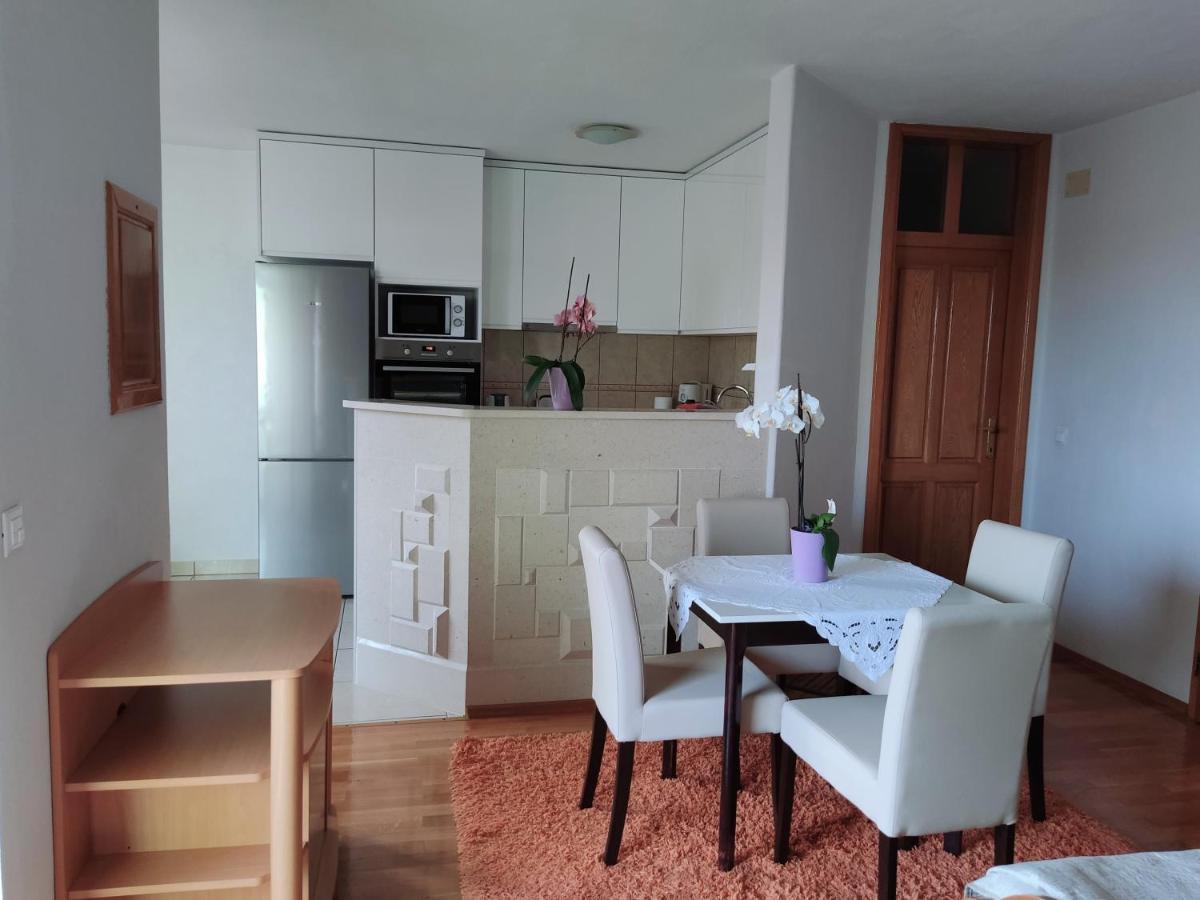House Topic Baška Voda Dış mekan fotoğraf