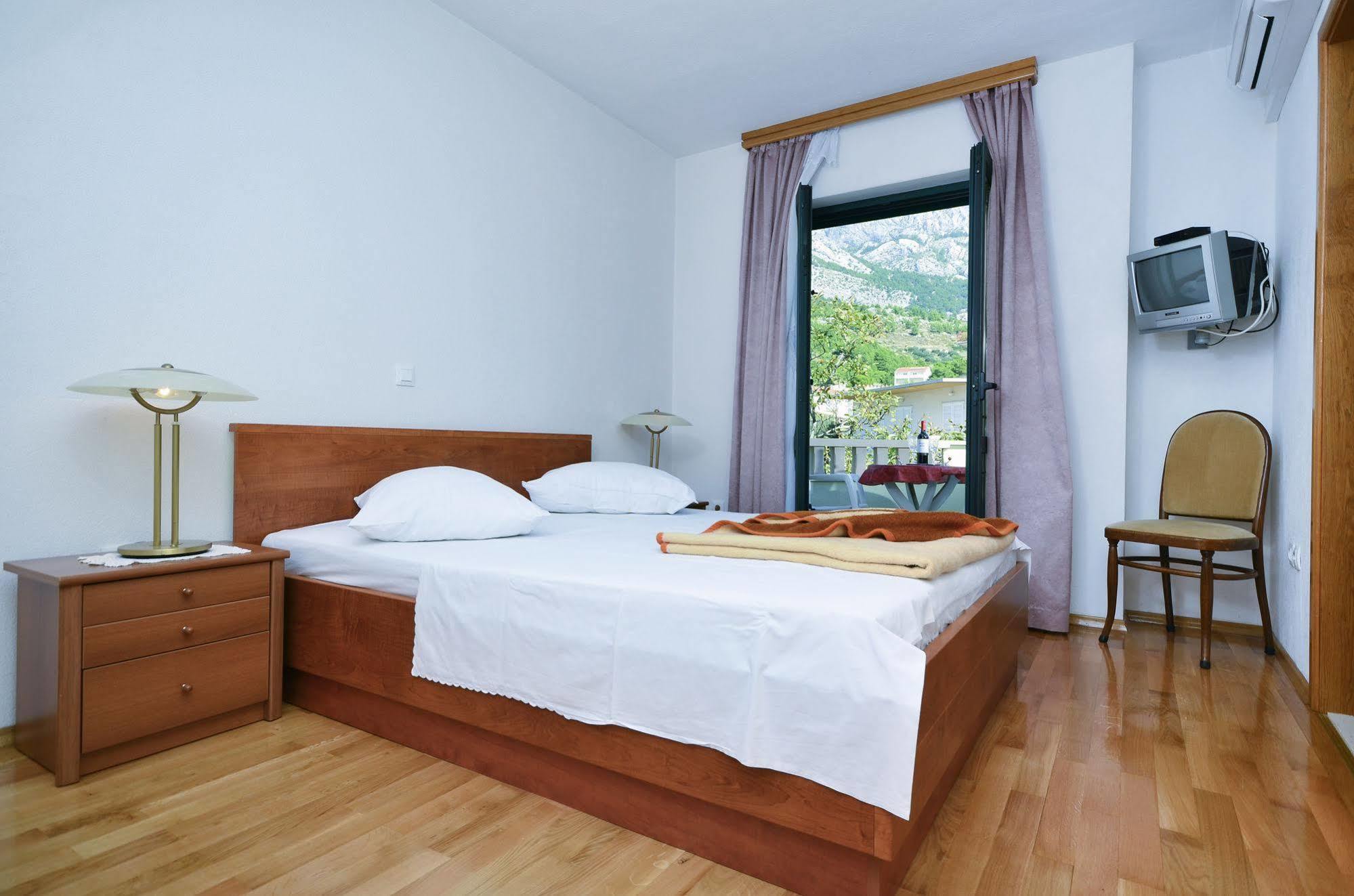 House Topic Baška Voda Dış mekan fotoğraf